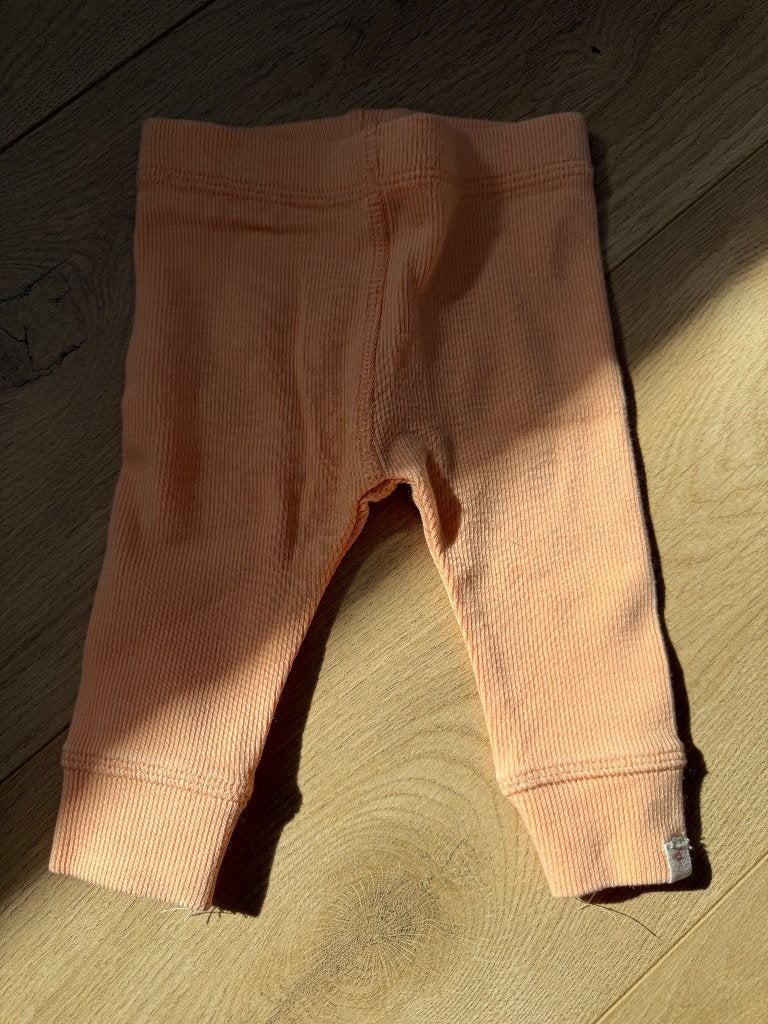 Legging Zara saumon, Enfants & Bébés, Vêtements de bébé | Taille 62, Enlèvement ou Envoi, Zara, Fille, Pantalon