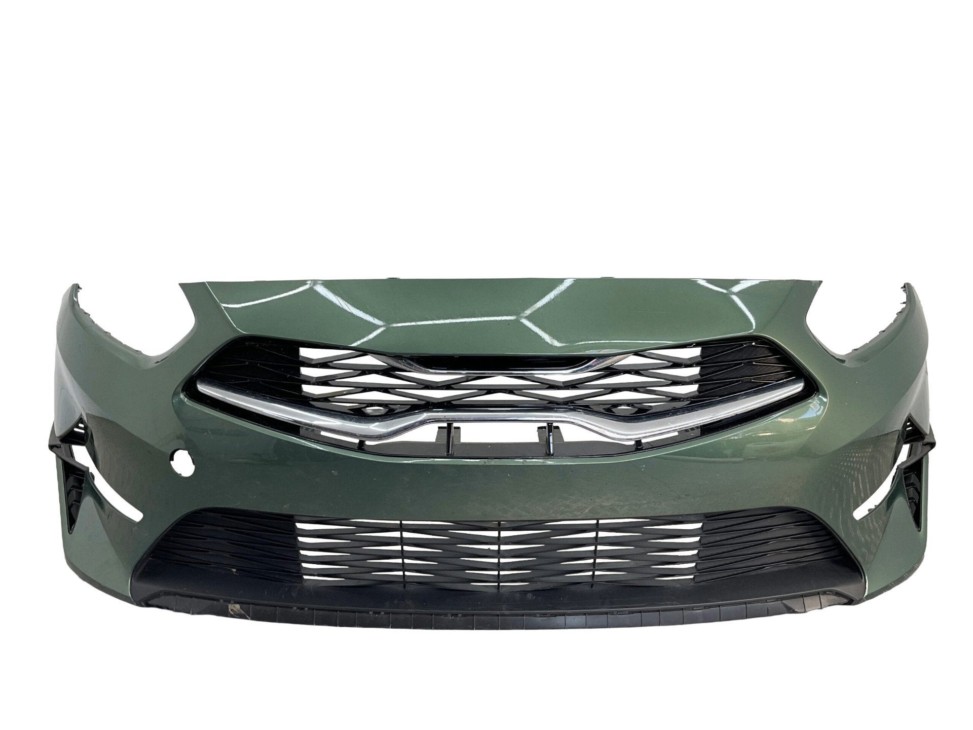 Pare-chocs avant KIA Ceed 3 Dynamic Plus ORIG Pare-chocs ava, Kia, Heolleung-ro 12
06797  Seoul, Pare-chocs, Utilisé