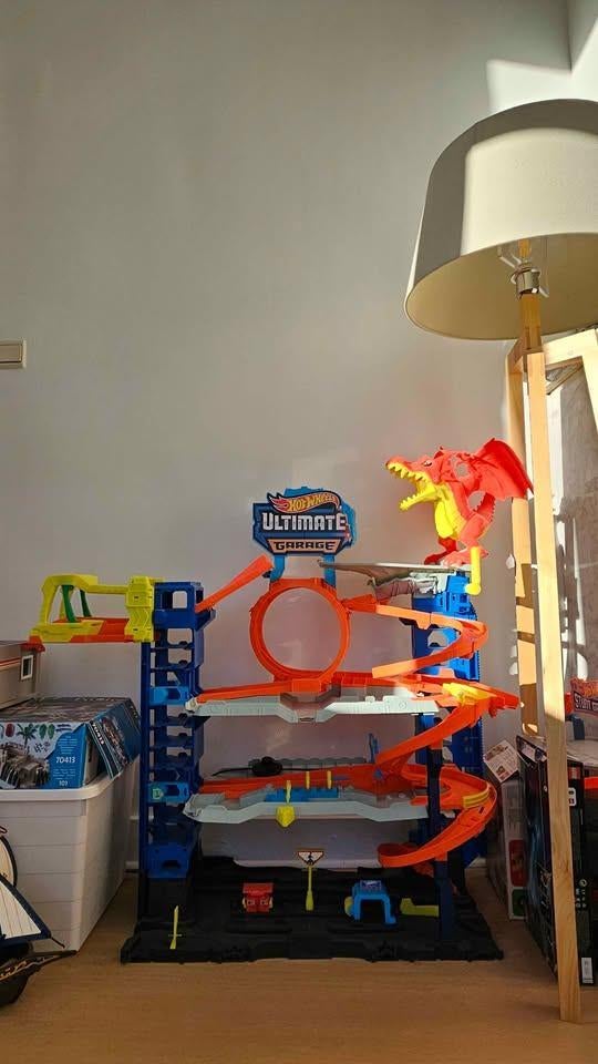 Garage Hotweels Ultimate City, Ophalen, Zo goed als nieuw