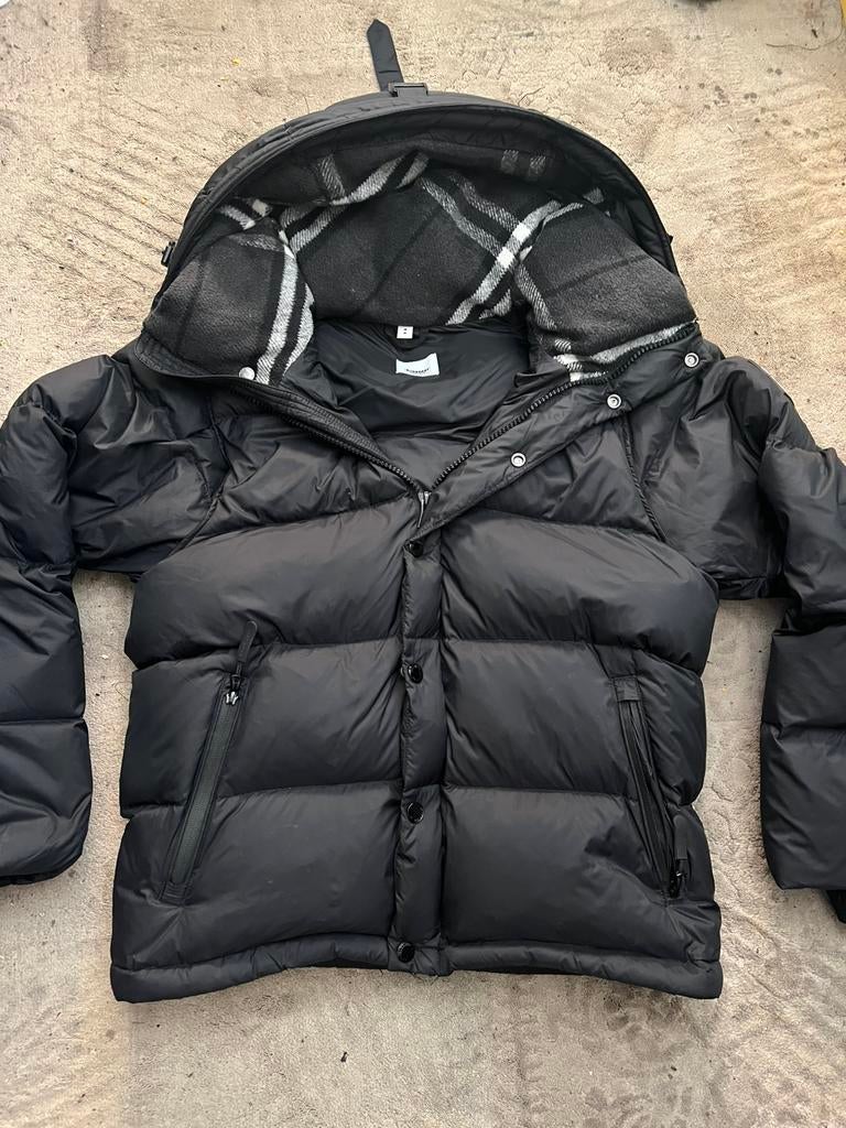 Burberry jas, Ophalen, Zo goed als nieuw, Maat 48/50 (M), Zwart