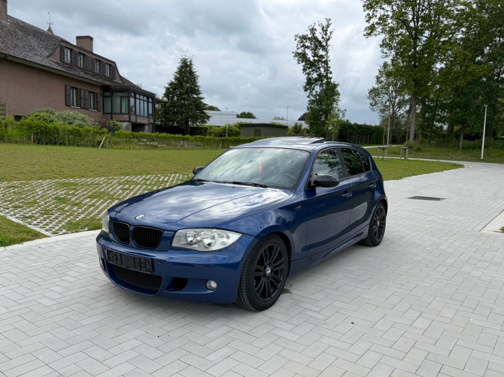 Bmw 116i M pakket gekeurd, Auto's, BMW, Particulier, 1 Reeks, ABS, Airbags, Airconditioning, Alarm, Boordcomputer, Centrale vergrendeling