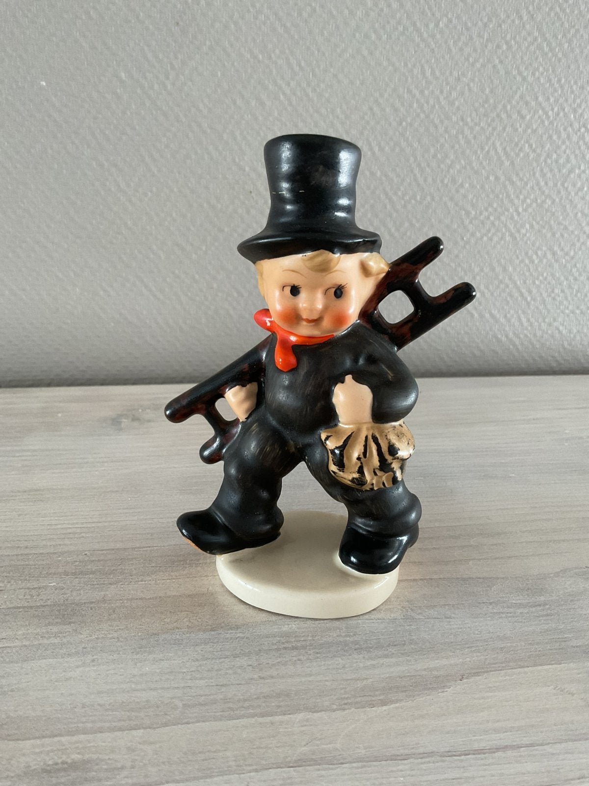 Hummel Goebel 14, Ophalen of Verzenden, Zo goed als nieuw, Hummel