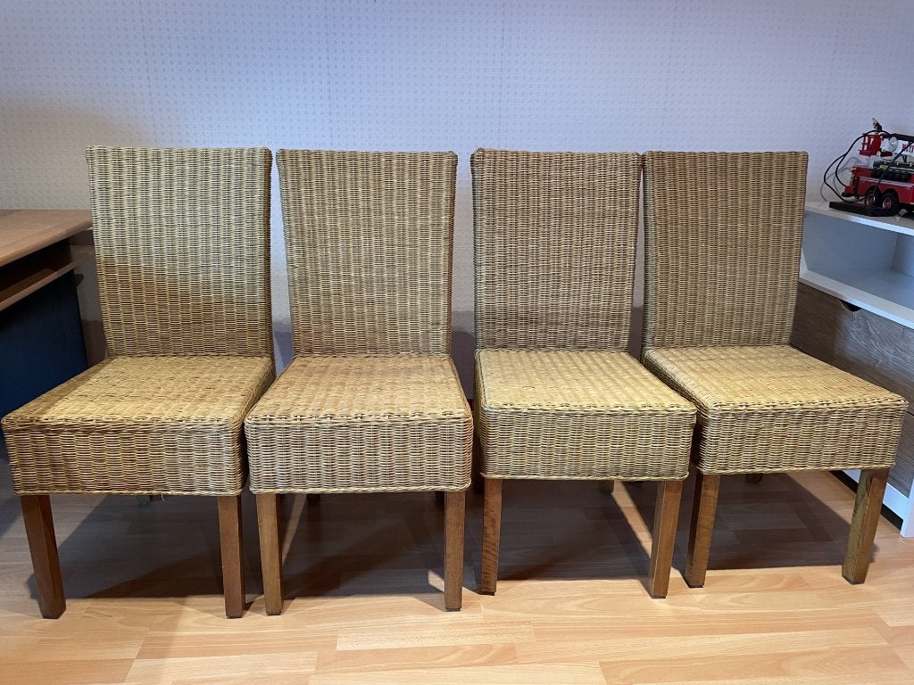 set van 4 rieten stoelen, Huis en Inrichting, Ophalen, Overige kleuren, Riet of Rotan, Zo goed als nieuw