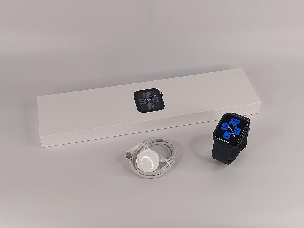 Apple Watch SE Gen. 2, 40mm, 80% – Space Gray, Étanche, Gris, IOS, Utilisé