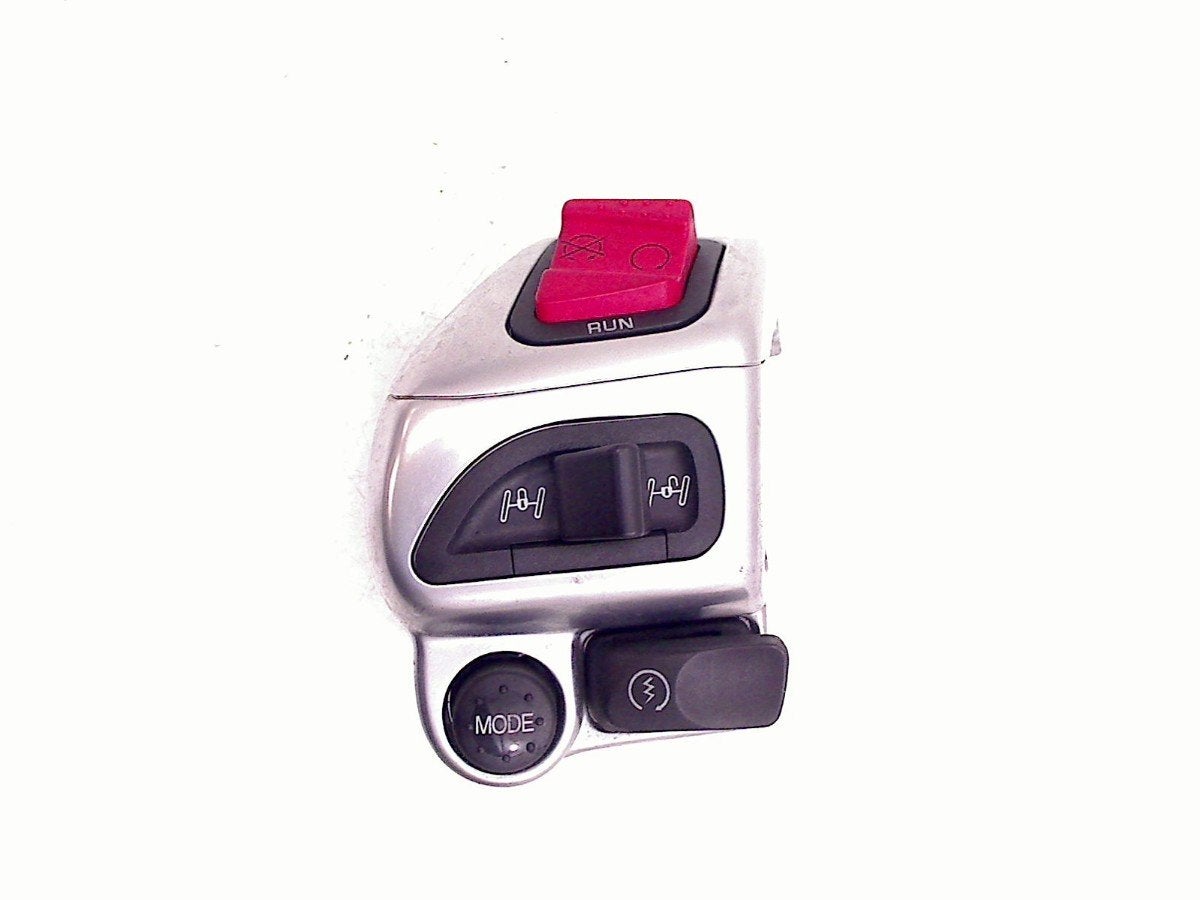 COMMUTATEUR DROIT Piaggio MP3 400 2007-2010 (622994), Motos, Dhr. S. di Majo, Utilisé, Info@cama-motorparts.nl, P.J. Troelstraweg 8 8
3144 CX  MAASSLUIS, NL