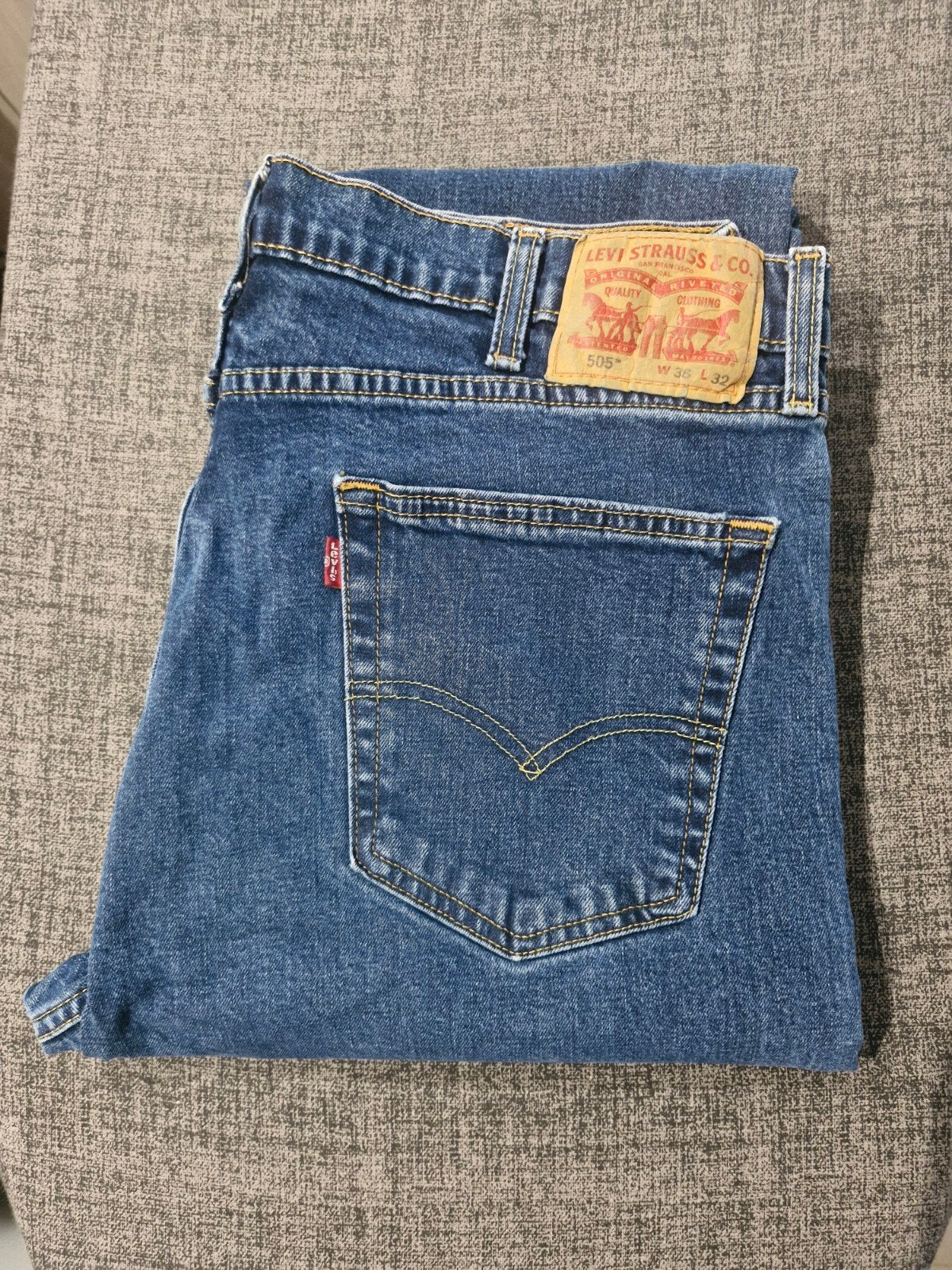 Levi's 505 Straight Fit Jeans – W38 L32 – Donkerblauw, Kleding | Heren, Spijkerbroeken en Jeans, W36 - W38 (confectie 52/54), Levi's