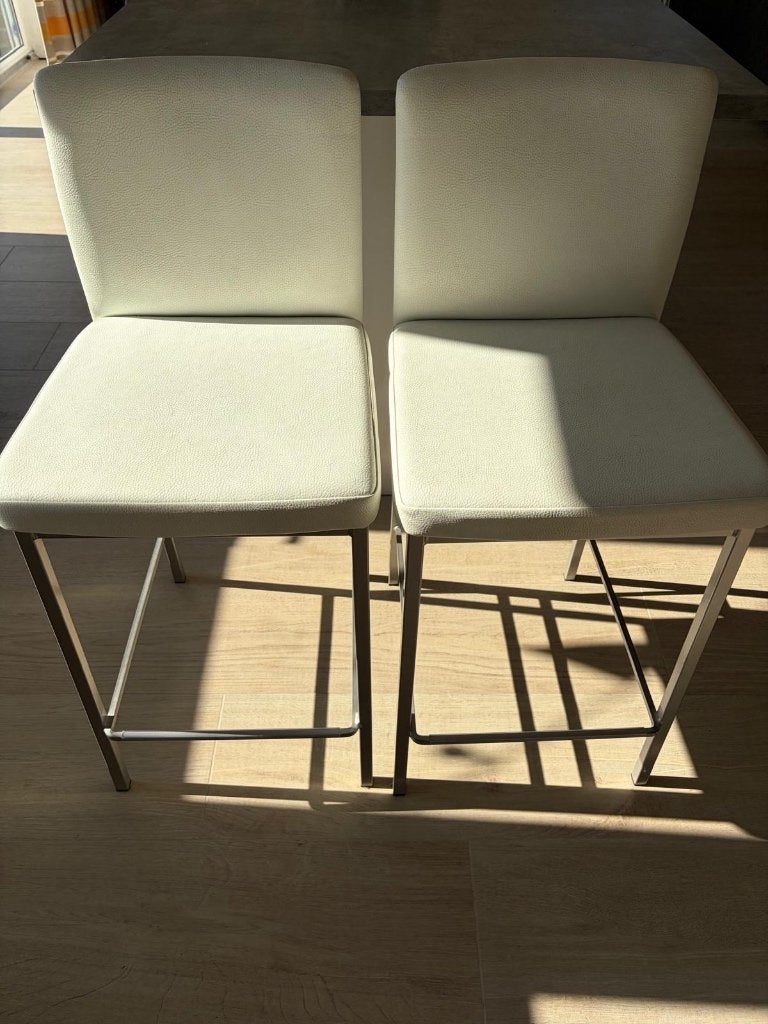 Witte barkrukken, Avec repose-pieds, 2 tabourets, Comme neuf, Enlèvement