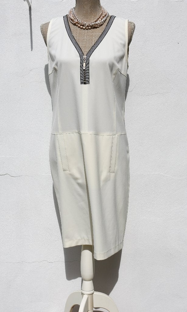 Mooie nieuwe wit/crèmekleurige jurk maat 38, Maat 38/40 (M), Wit, Nieuw, Ophalen of Verzenden
