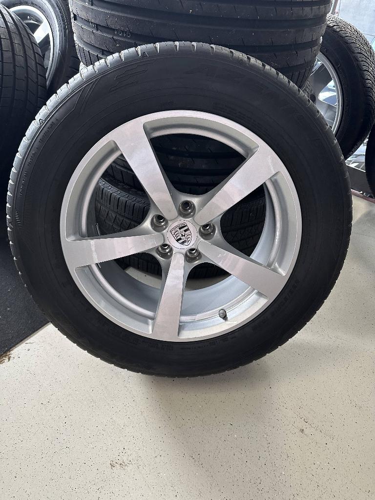 PORSCHE MACAN VELGEN + ZOMERBANDEN, Ophalen, 18 inch, Velg(en), Nieuw