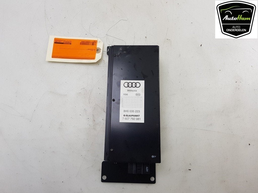 AUDIO VERSTERKER A4 Cabriolet (B6) (|8H0035223|8H0035223E|), Gebruikt, Audi