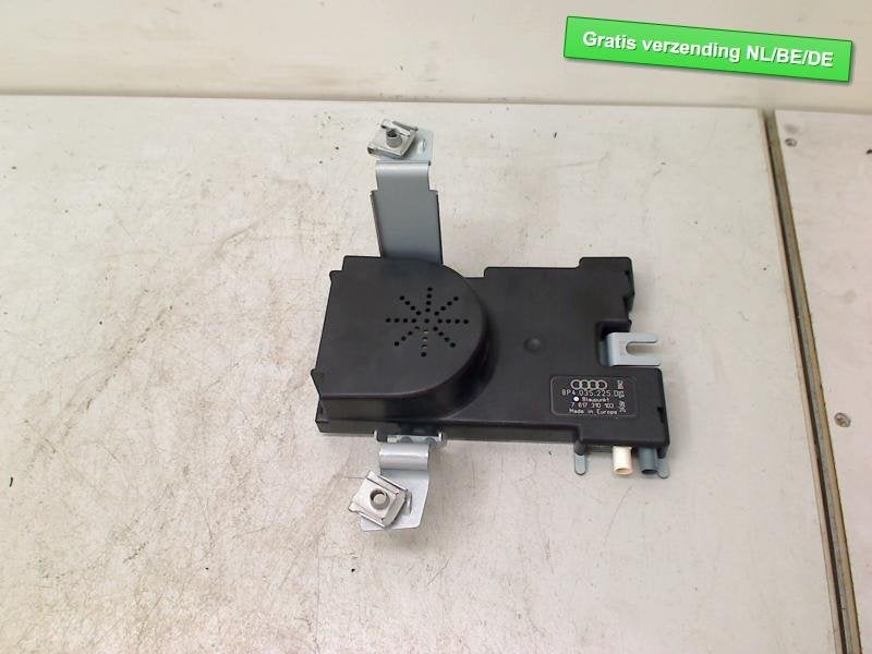 ANTENNE VERSTERKER A3 Sportback Quattro (8PA) (8P4035225D), Info@audi.de, Audi, Audi AG, Gebruikt
