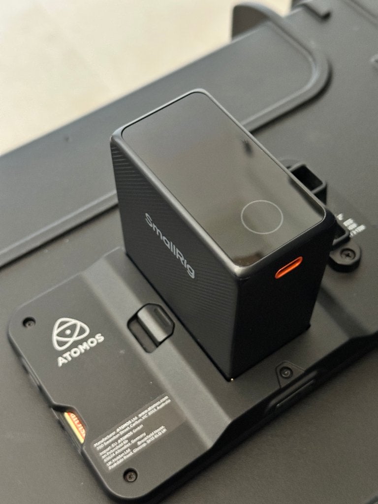 Batterie SmallRig NP-F avec USB-C et affichage numérique, Utilisé, Autres marques, Batterie, Câble d'alimentation inclus
