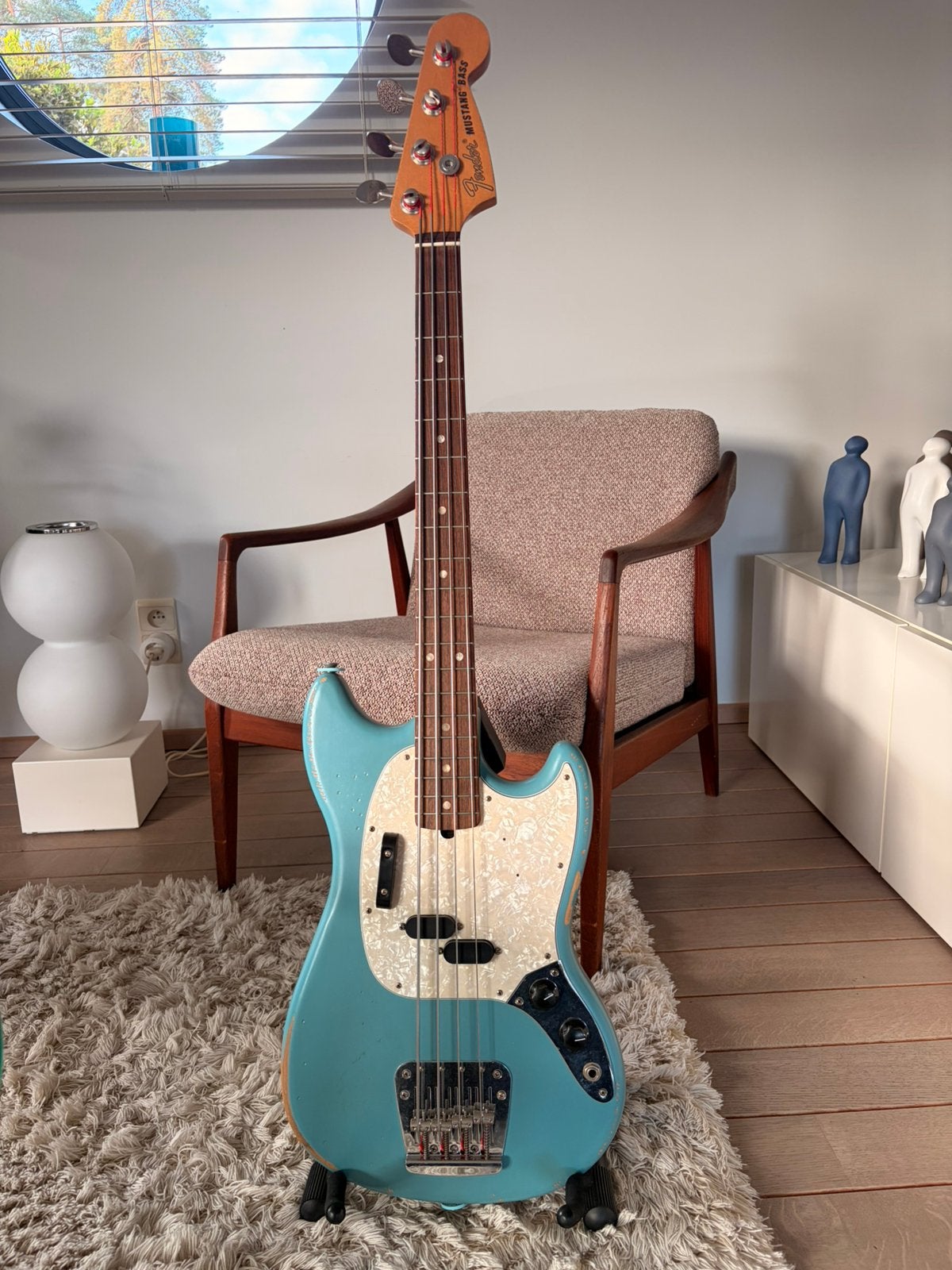 Basse Fender JMJ Mustang, Musique & Instruments, Enlèvement, Comme neuf