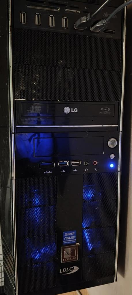 Desktop Intel i7 / 12gb DDR3 / SSD 128Gb + 4x 2To. HDD, Computers en Software, Desktop Pc's, HDD, SSD, Gaming