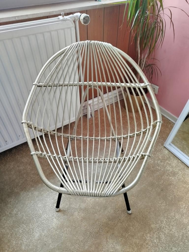 Rotan stoel, Huis en Inrichting, Stoelen, Ophalen