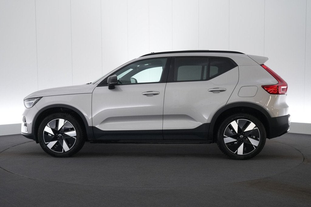 (2EKQ832) VOLVO XC40, Auto's, Volvo, Automaat, Stof, Gebruikt, Lichtsensor