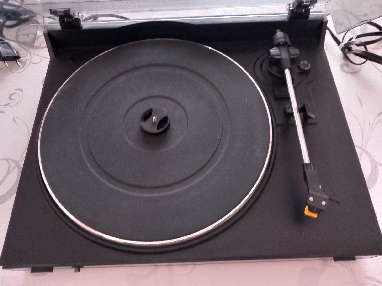 Platine Vinyles 33T et 45T Marque Silver sl550, Audio, Tv en Foto, Blu-ray-spelers, Ophalen