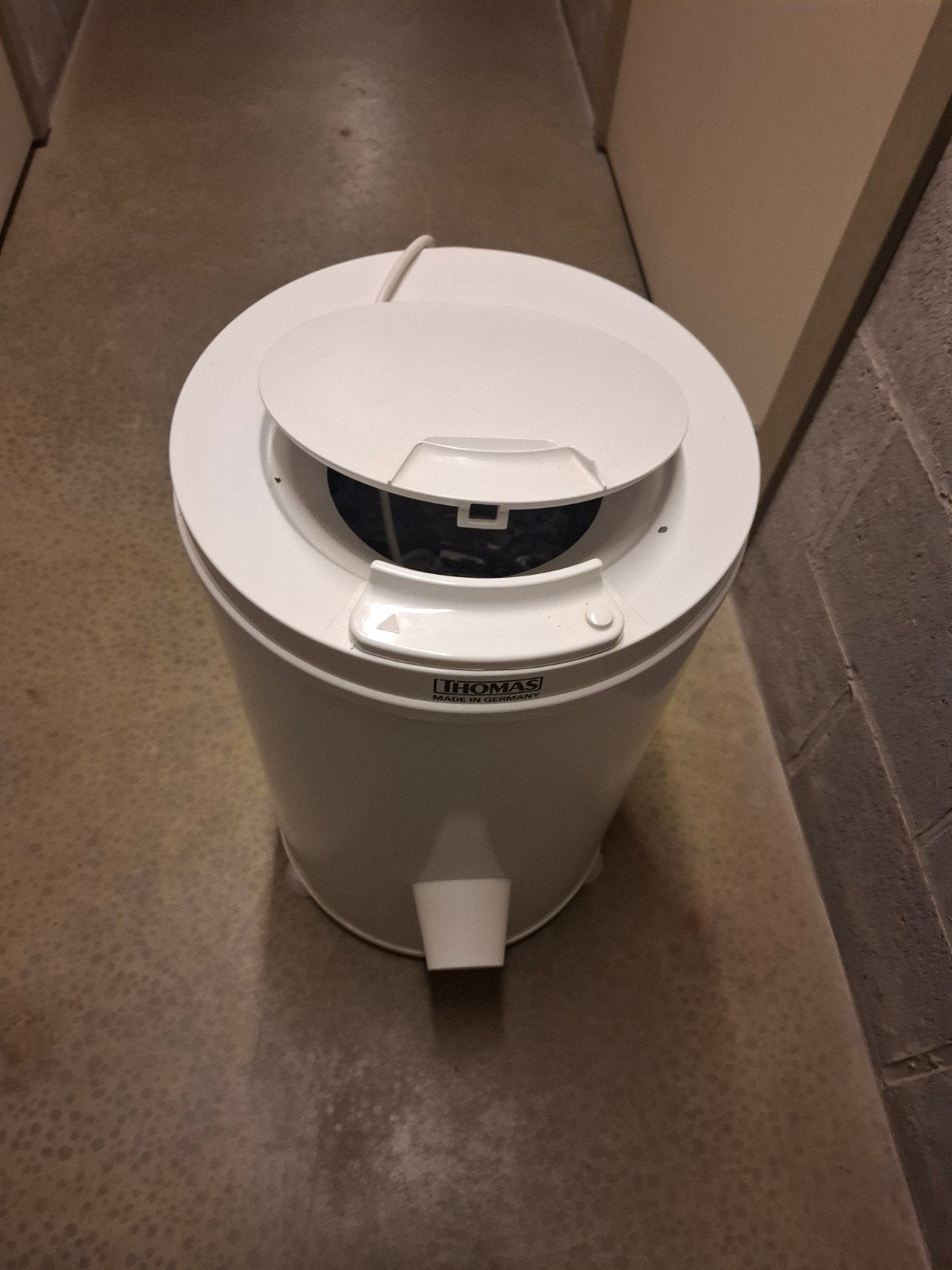 Te koop minni droger, Ophalen
