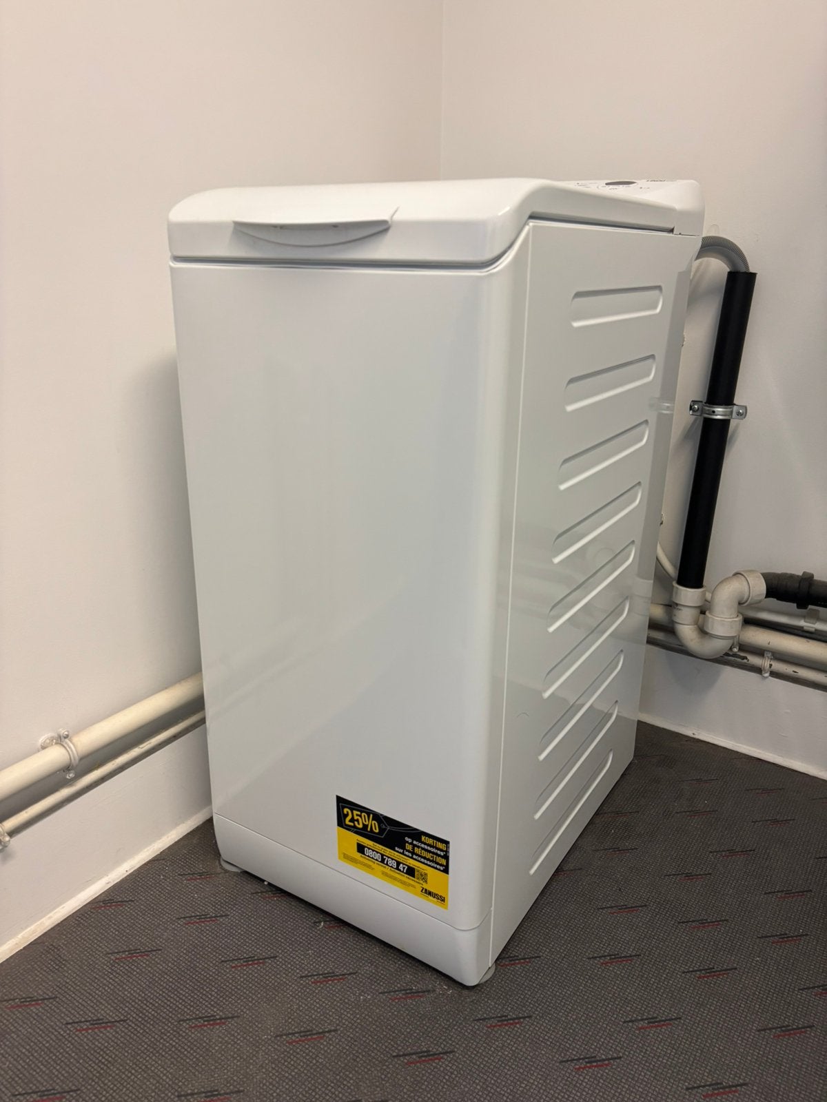Zanussi, wasmachine, wit, Elektronische apparatuur, Ophalen, 1200 tot 1600 toeren, 4 tot 6 kg, Handwasprogramma