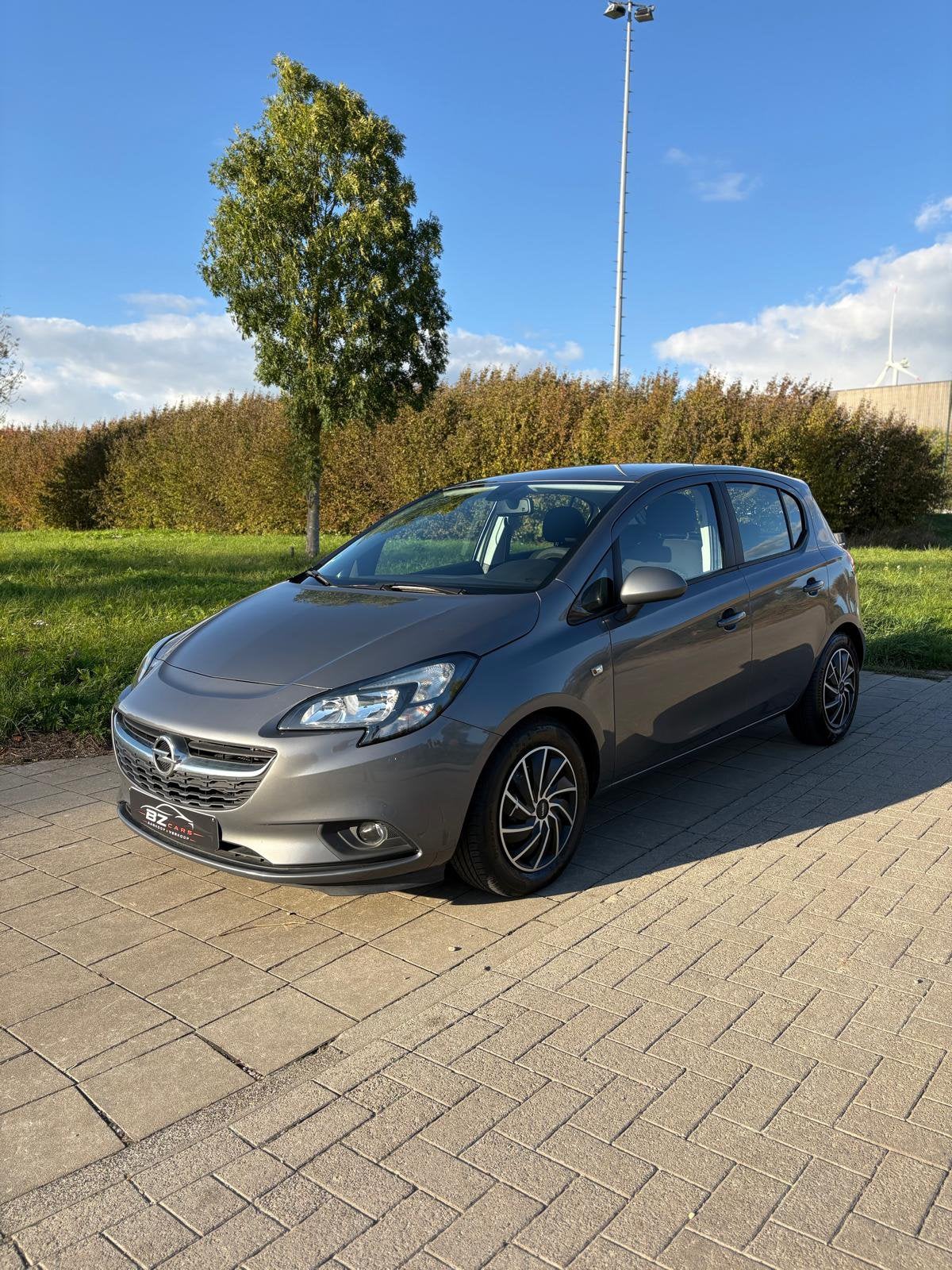 Opel corsa 1.2 benzine goed onderhouden, Auto's, Dealer onderhouden, Apple Carplay, Bedrijf, 5 deurs