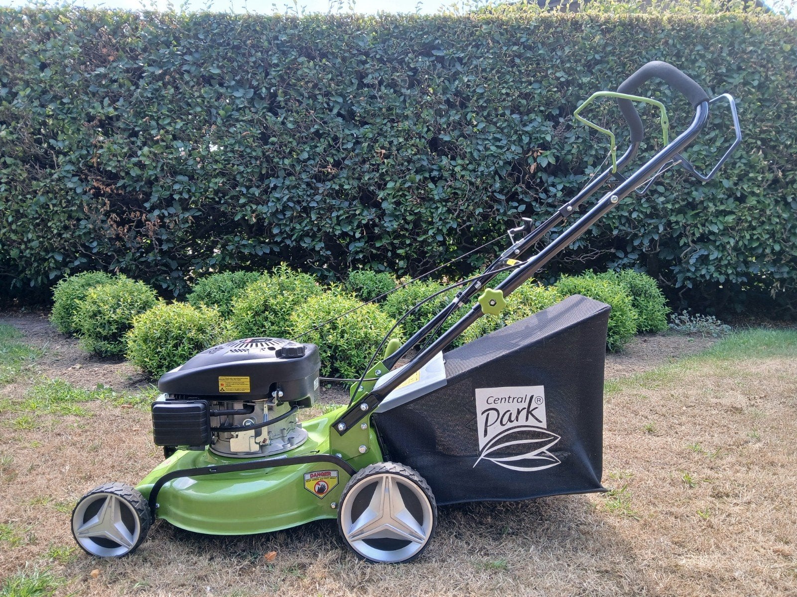 Grasmaaier benzine Zelftrekker, Tuin en Terras, Grasmaaiers, Ophalen