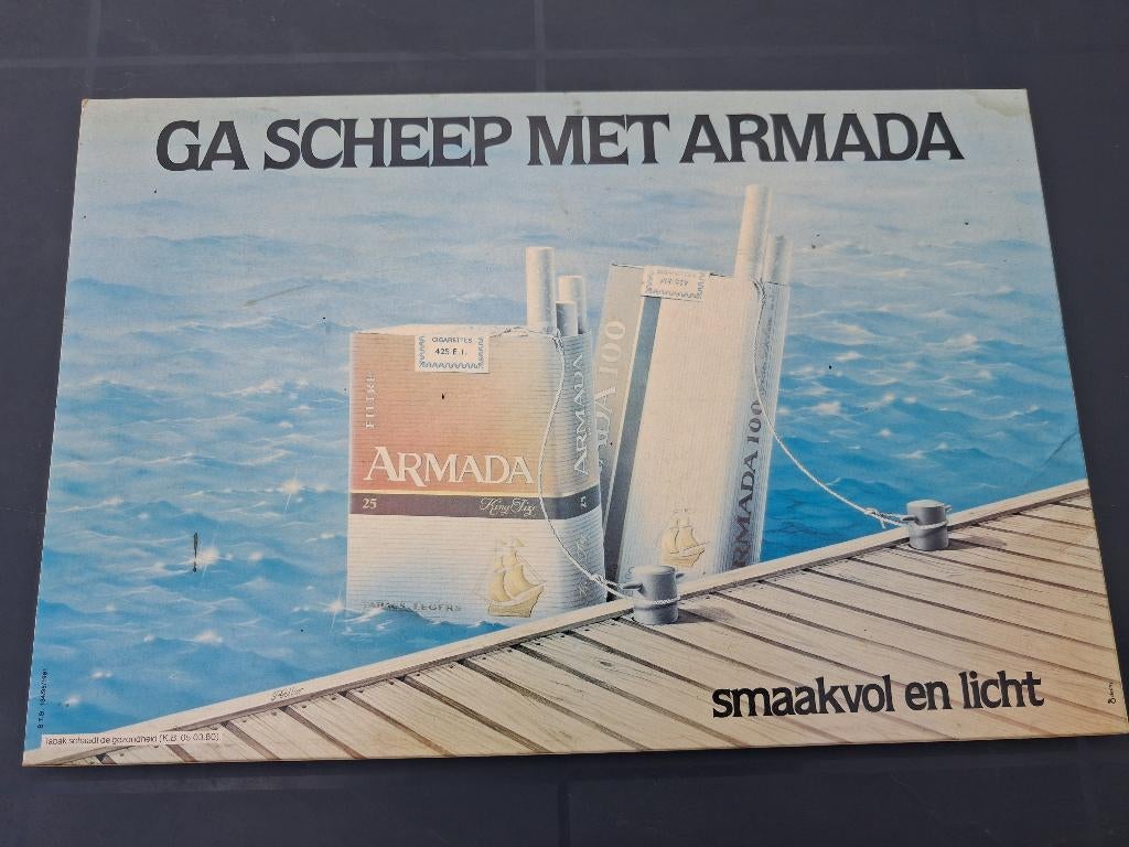 CIGARETTES ARMADA année 1980, Collections, Marques & Objets publicitaires, Utilisé, Panneau publicitaire, Enlèvement ou Envoi