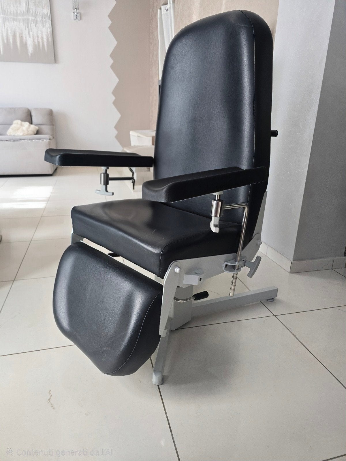 Fauteuil médical/esthétique Promotal en excellent état, Enlèvement, Neuf, Cuir