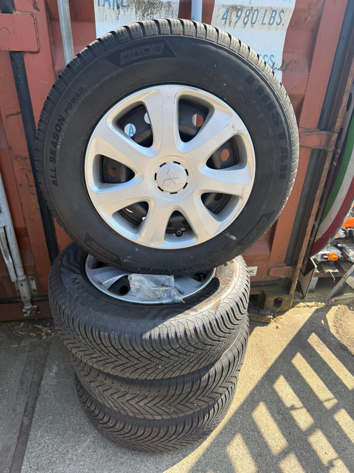 All season wielen Mitsubishi ASX 215/70 R16 100H, Enlèvement