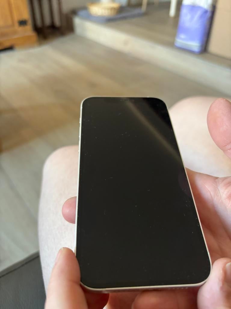 Iphone 12 goede staat, batterijpercentage 78%, Telecommunicatie, Ophalen, Wit, 78 %, Zo goed als nieuw