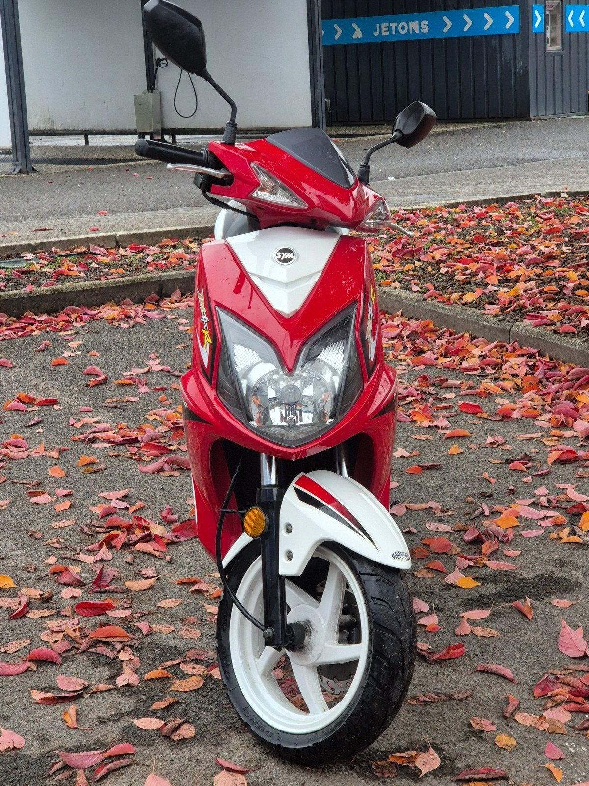 à vendre scooter classe a, Fietsen en Brommers, Overige modellen, Klasse A (25 km/u), Zo goed als nieuw, Benzine
