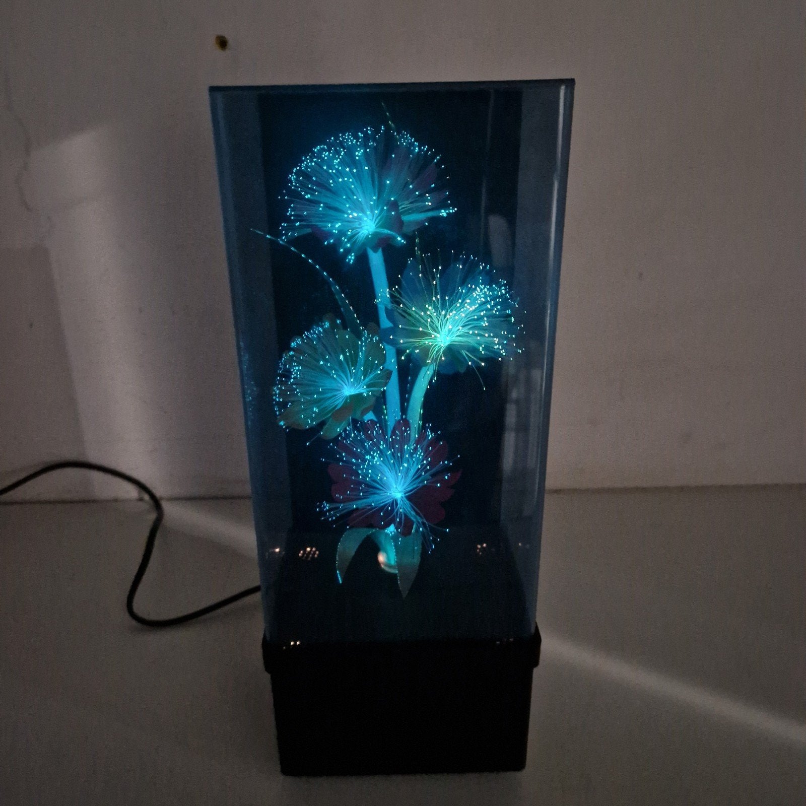 Vintage glasvezel bloemlamp , fiberglas lamp roterende kleur, Verzamelen, Ophalen of Verzenden, Huis en Inrichting