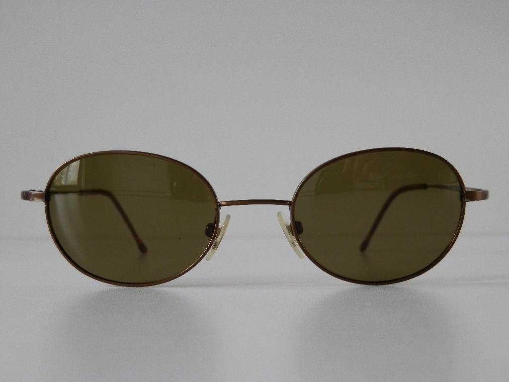 Lunettes de soleil Prada. Vintage., Autres couleurs, Comme neuf, Lunettes de soleil, Prada