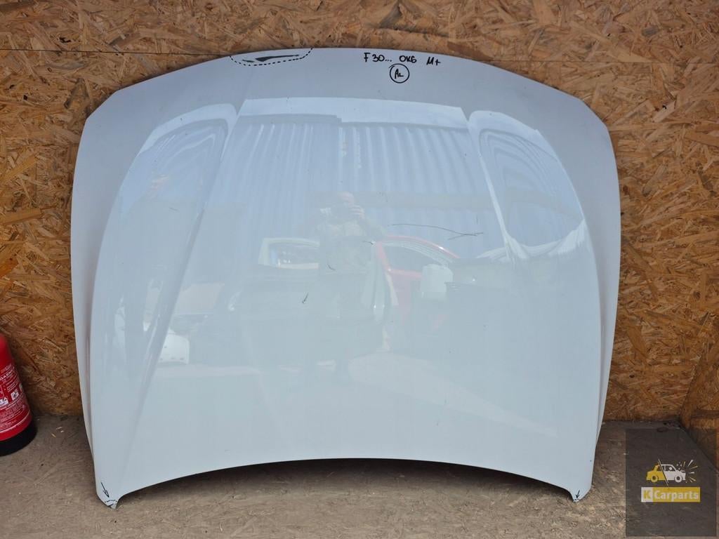 BMW 3 F30 F31 2011-2018 motorkap, Auto-onderdelen, Petuelring 130
80788  Munich, DE, Gebruikt, Info@bmw.de, BMW