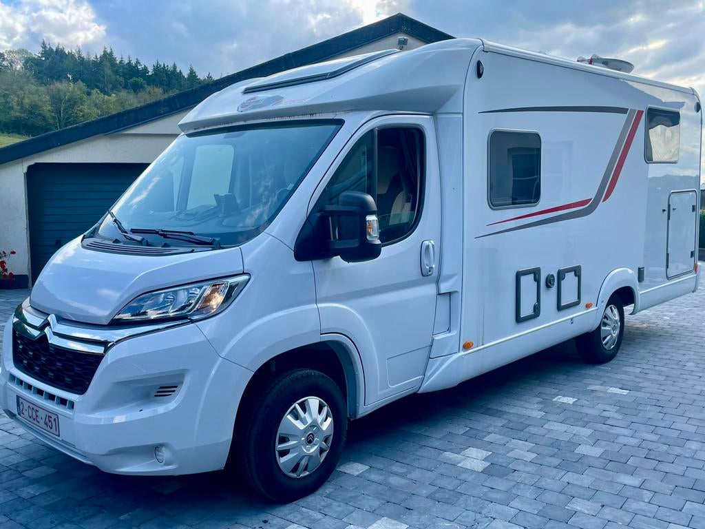 Camping-car Bürstner sur Citroën Jumper – État neuf, Caravanes & Camping, Camping-cars, Autres marques, Boîte manuelle, Diesel