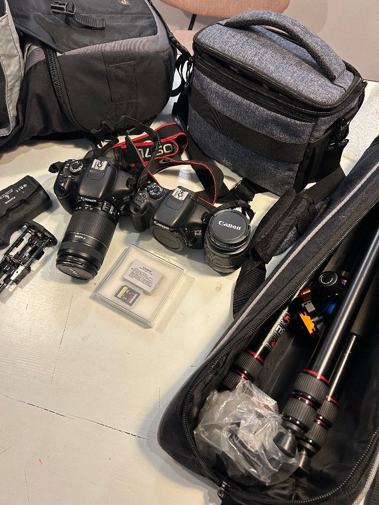 Canon EOS Fotografieset – 2 Bodys, Zoomlens & Redged Statief, TV, Hi-fi & Vidéo, Appareils photo numériques, Utilisé, Reflex miroir