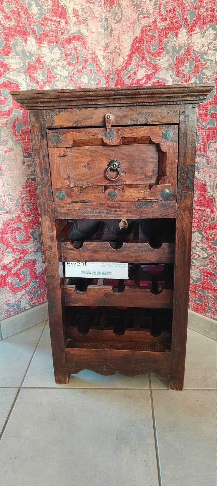 Armoire avec casiers à vin, Maison & Meubles, Armoires | Autre, Enlèvement, Comme neuf