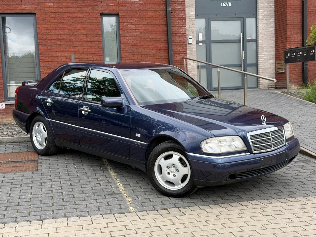 ( Ancêtre ) Mercedes C180 (1995) 167.890Km (état à voir), Autos, Mercedes-Benz, 90 kW, Achat, 4 portes, Electronic Stability Program (ESP)
