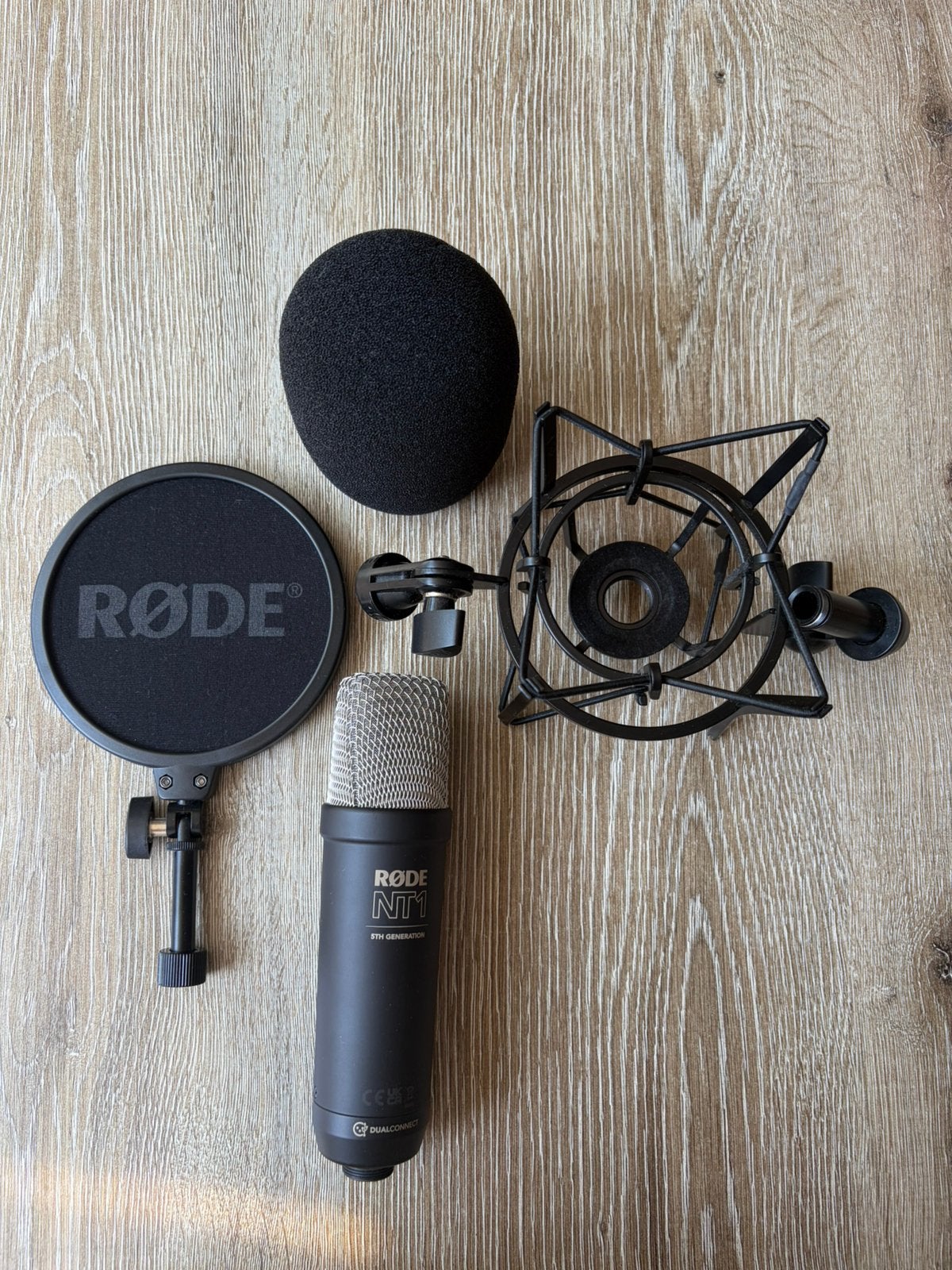 Micro Røde NT1 5eme génération, Musique & Instruments, Enlèvement ou Envoi, Utilisé, Micro studio