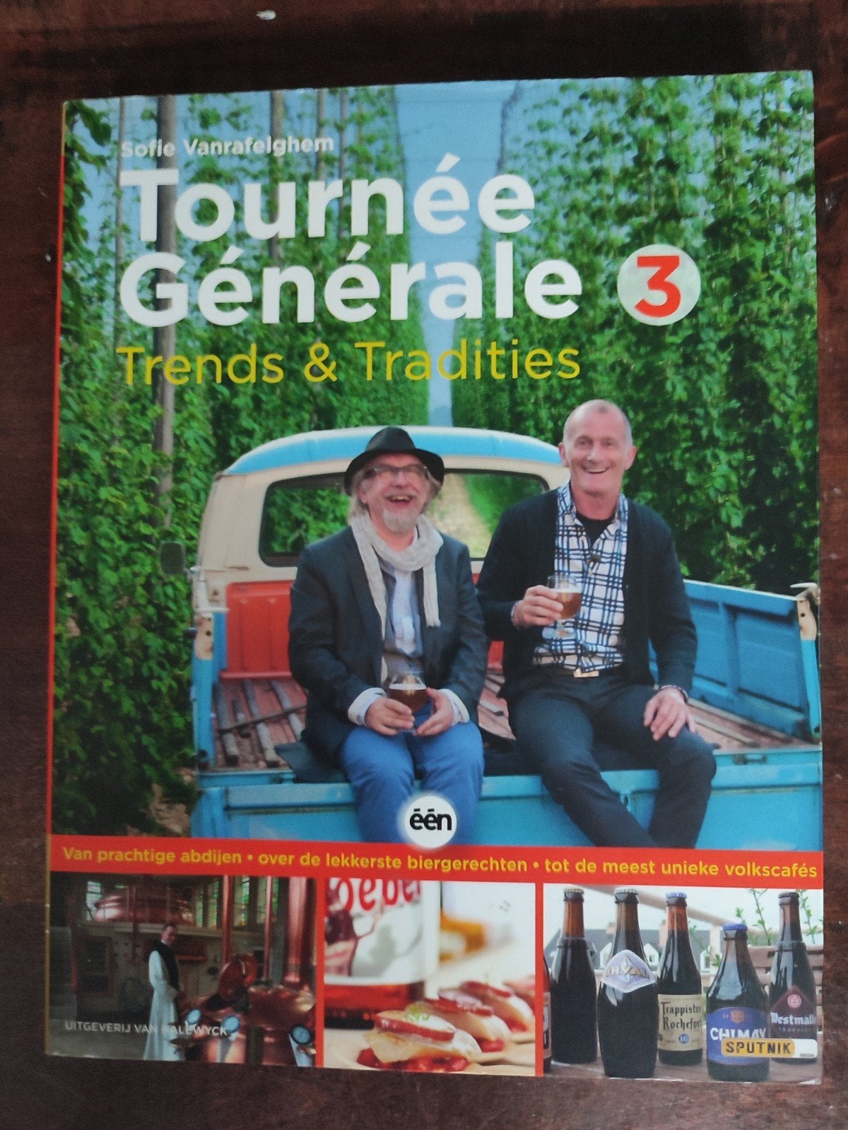 Boek : TOURNEE GENERALE 3 - TRENDS & TRADITIES, Boeken, Ophalen of Verzenden, Zo goed als nieuw, Sofie Vanrafelghem