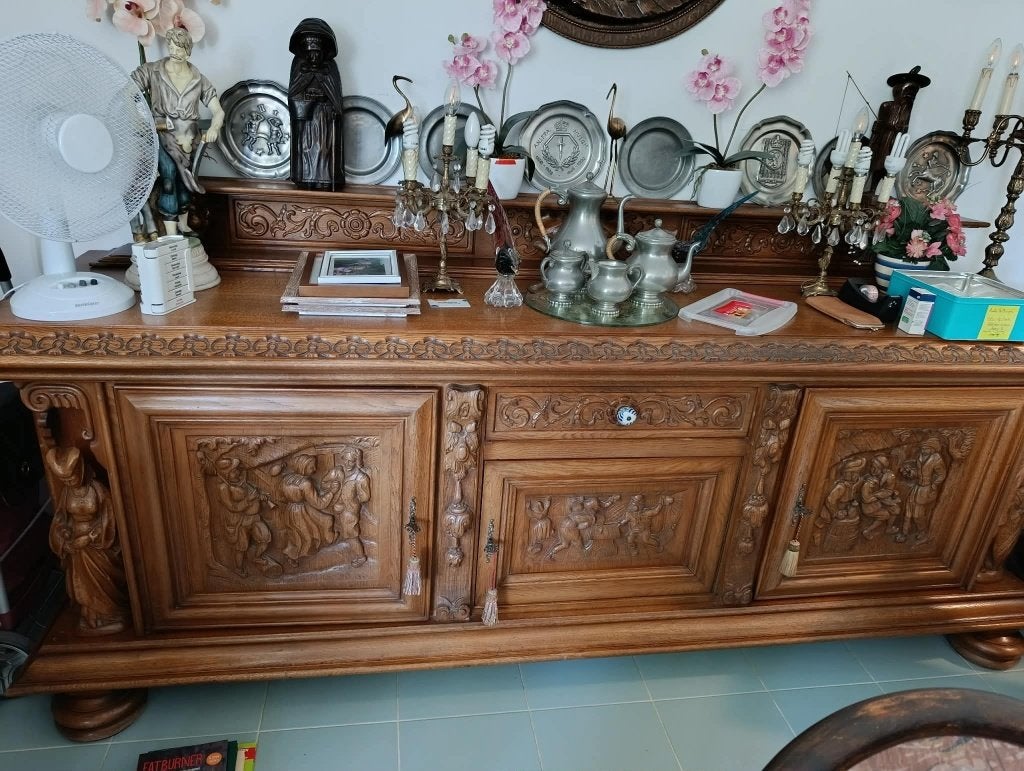 Eetkamer, Enlèvement, Utilisé
