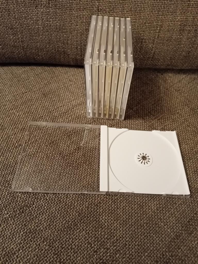 8 lege witte CD/DVD doosjes, Ophalen of Verzenden, Gebruikt