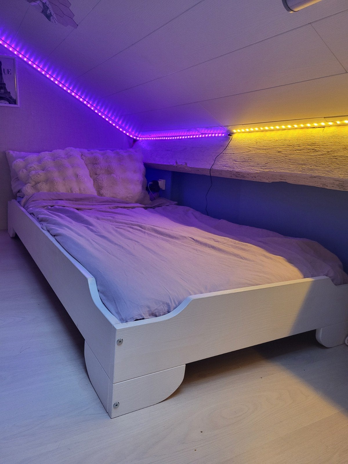 Rockwood ruimtebesparend bed – wit massief grenen, Ophalen
