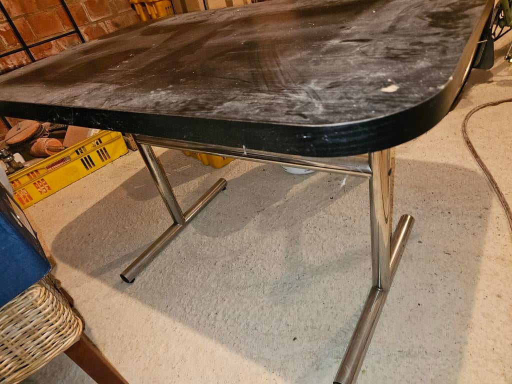 Vintage tafel met 4 stoelen, Ophalen