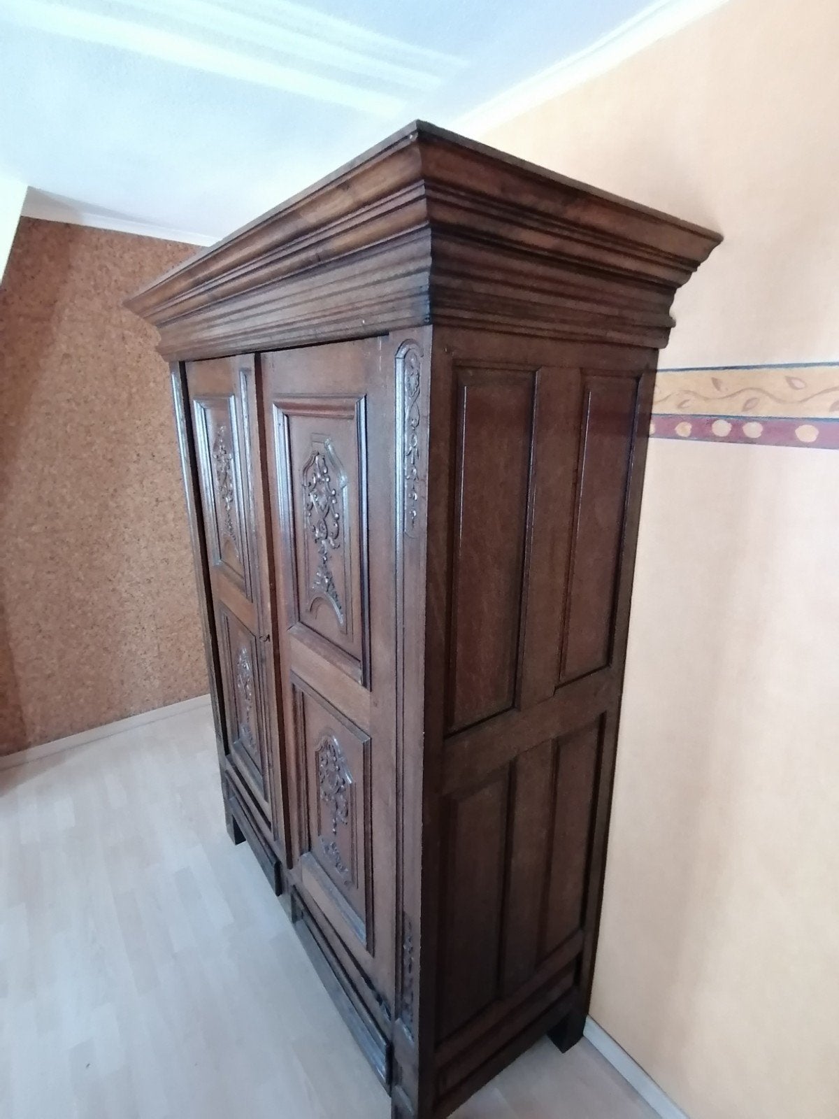 Armoire à deux portes Louis XVI en chêne, Enlèvement