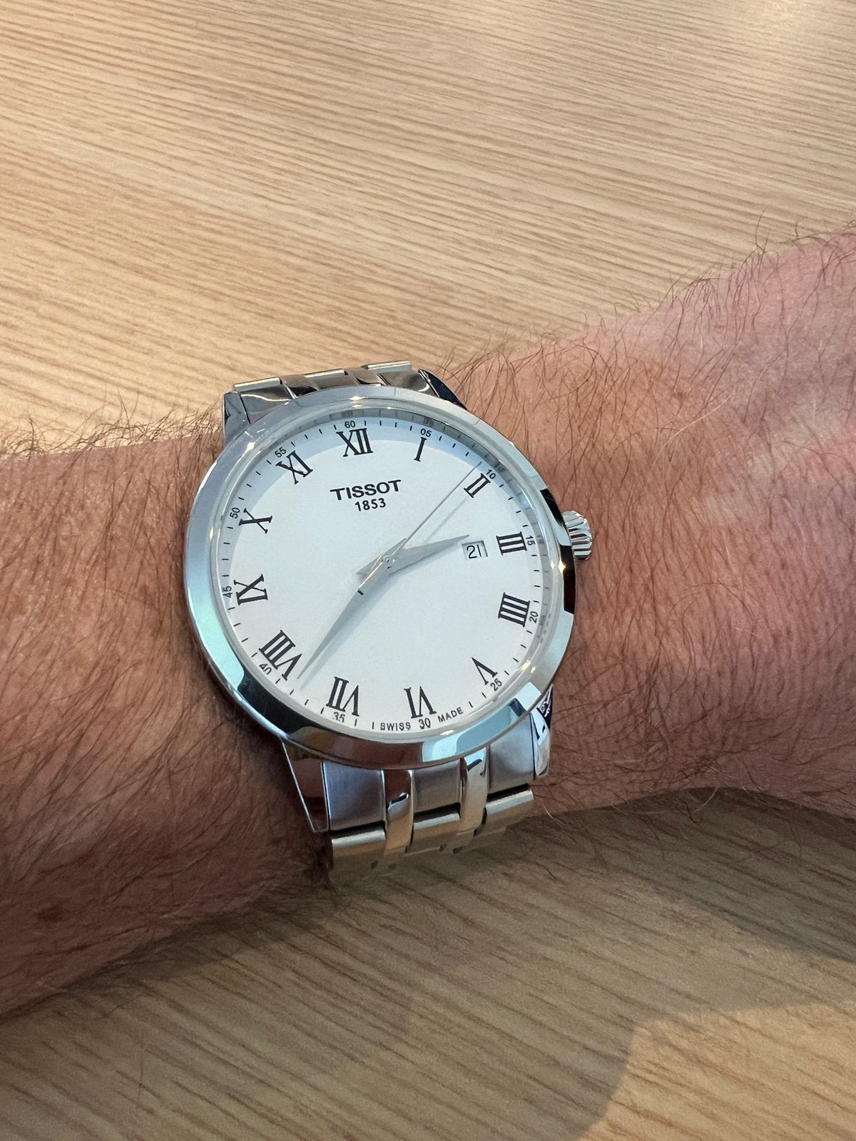 Tissot Classic Dream - ref. T129.410.11.013.00, Bijoux, Sacs & Beauté, Montres | Hommes, Montre-bracelet, Autres marques, Enlèvement ou Envoi