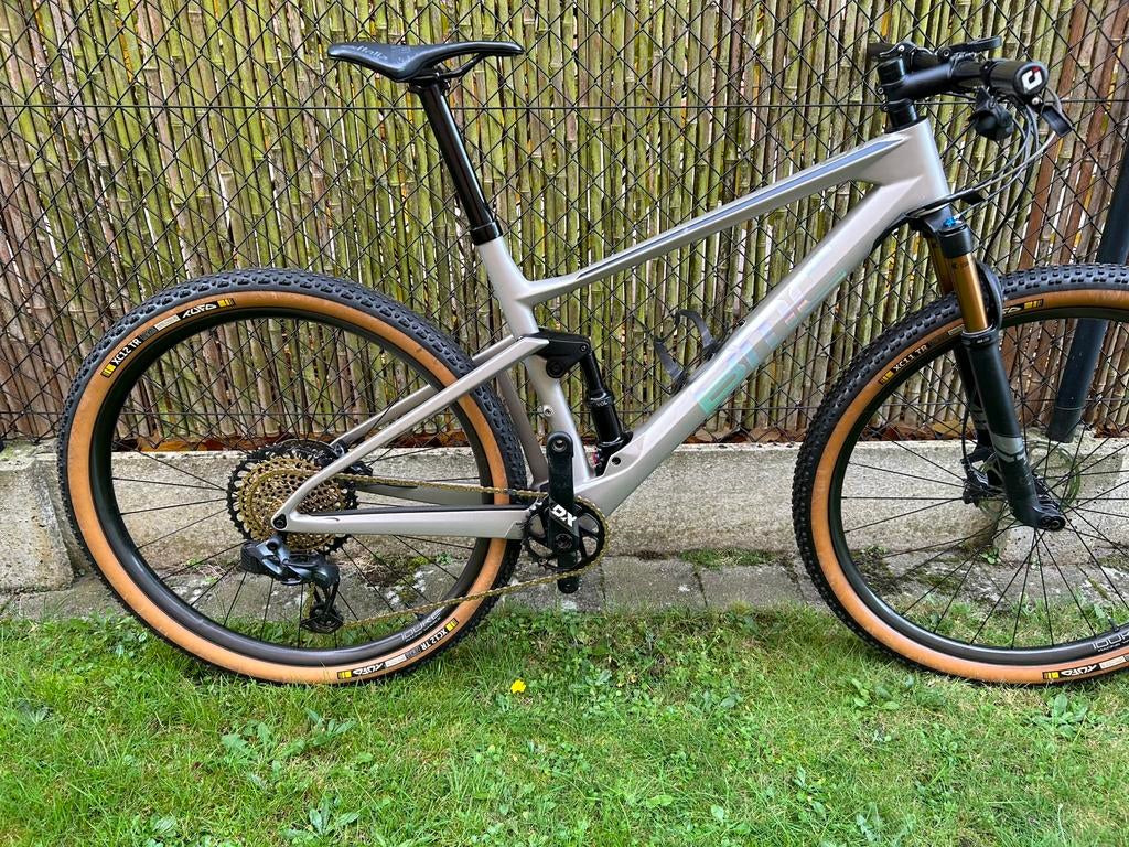 BMC fourstroke 01 two maat L, Ophalen, Zo goed als nieuw