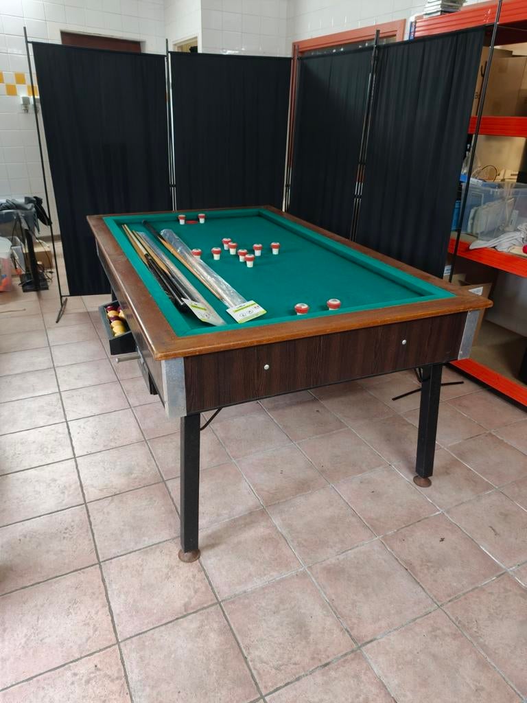 Des billards de haut niveau. Avec repères, lampe et couvercl, Enlèvement