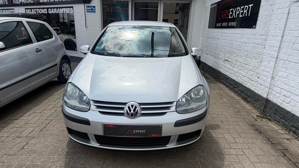 Vw Golf 5 83.000 KM 1.6 FSI ESSENCE 12 mois de Garantie, Autos, Argent ou Gris, Achat, Entreprise, Boîte manuelle
