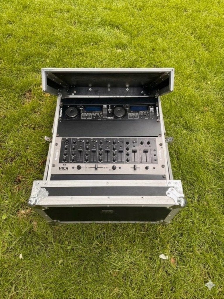 Kit DJ Numark complet dans un étui de transport robuste, Enlèvement ou Envoi, Utilisé, DJ-Set, Numark