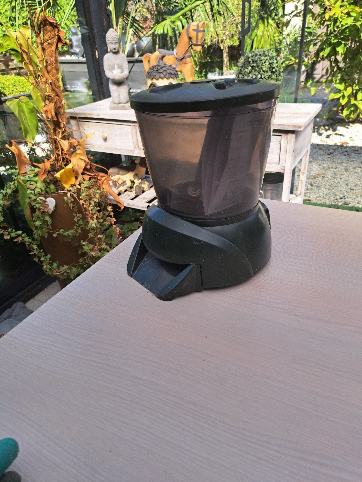 distributeur pour bassin., Enlèvement